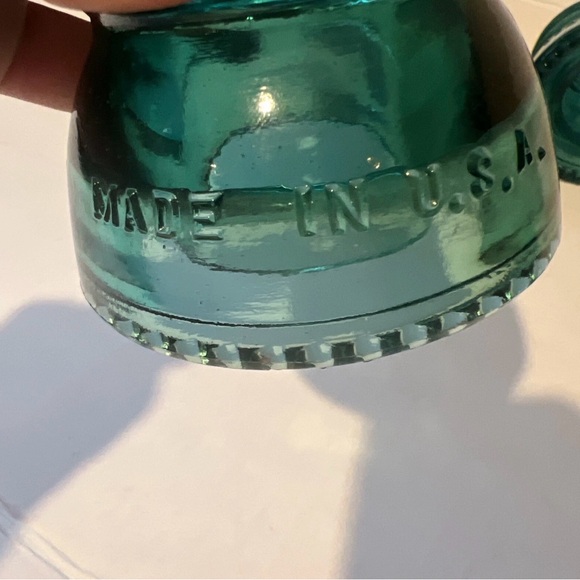 Vintage Hemingray Glass Insulators Made In USA - Picture 6 of 6